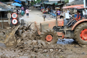 Some of the clean up after the flood in the market area received immediate attention by the government.